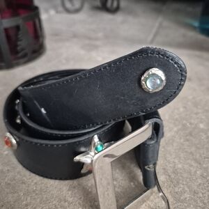 Elegant Black Leather Belt with Silver Accents